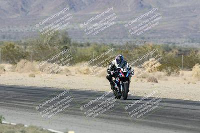 media/Dec-07-2025-CVMA (Sun) [[3e7d2de5dc]]/Race 10-Formula 40 Open/